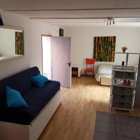דירה Front Beach Loft